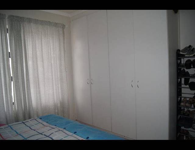 2 BEDROOM PROPERTY TO RENT IN WOODSTOCK